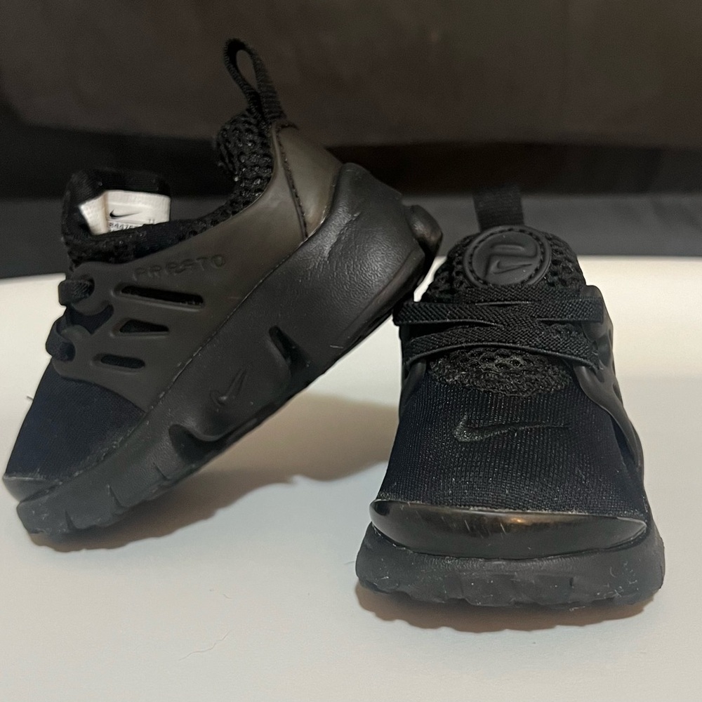 ❌SOLD NIKE “Presto” toddler sneakers size 4c